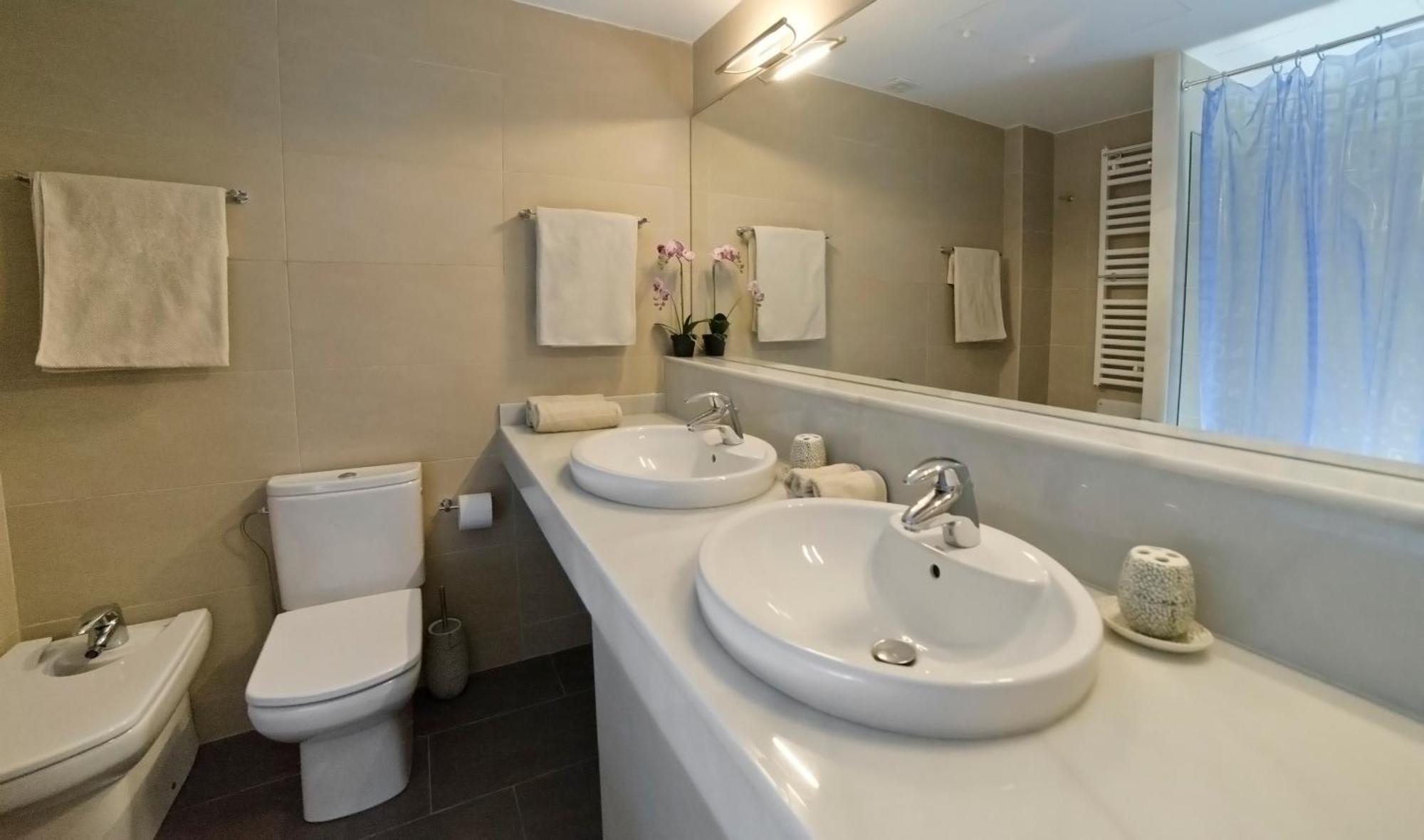 Duplex Moderno 3 Hab Parking, Vistas Al Mar Y Terraza Lejlighed Sitges Eksteriør billede